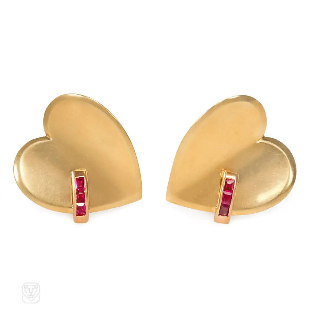 Chic earrings with floral designs-Retro ruby and gold heart earrings.