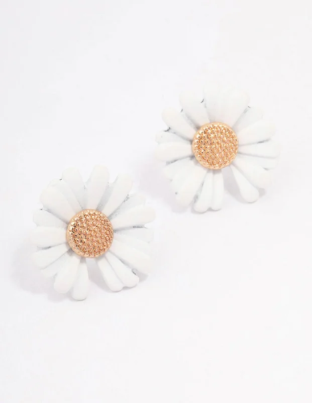 Stunning silver earrings with diamonds-Gold Daisy Stud Earrings