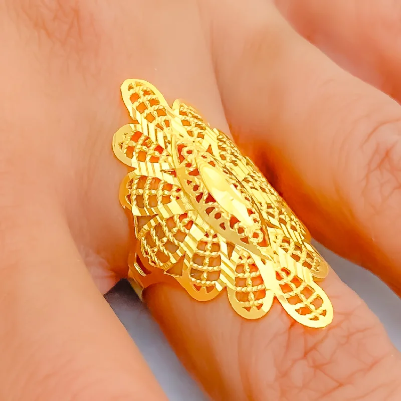 Antique-style rings for women-Fancy Floral Checkered 21k Gold Ring