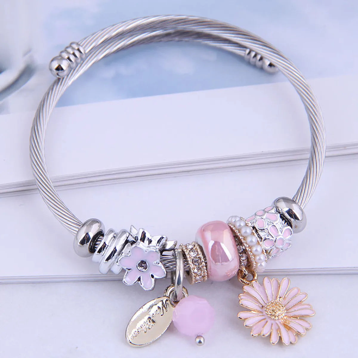 Simple yet stylish bracelets with charms-Classic Style Flower Alloy Steel Enamel Plating Women'S Bangle