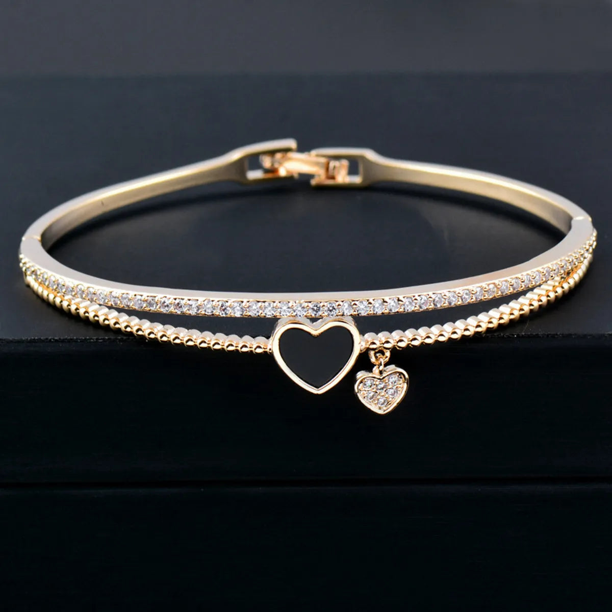 Classic pearl bracelets for women-Fashion Heart Shape Alloy Plating Inlay Rhinestones Women'S Bangle 1 Piece