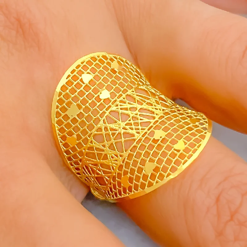 Affordable rings for bridesmaids-Signature Mesh 21k Gold Ring