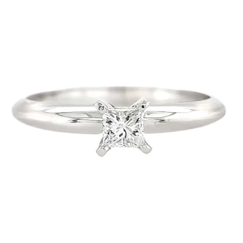 Unique engagement rings with diamond accents-Princess Cut Diamond Solitaire Engagement Ring in 4-Prong Design