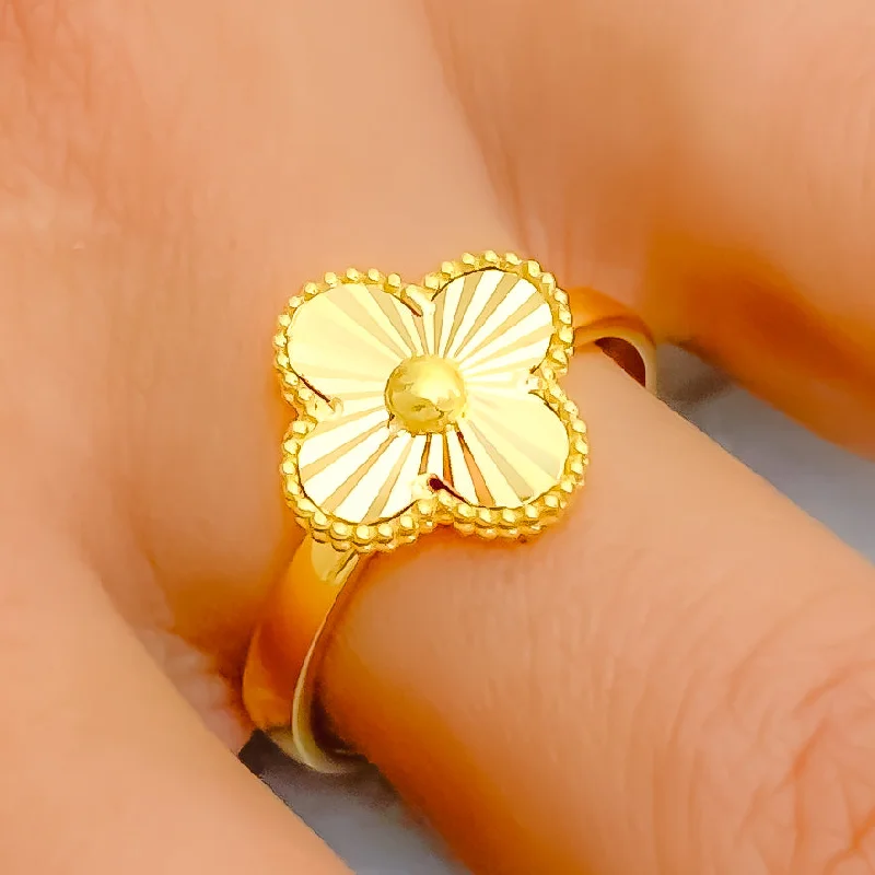 Classic solitaire diamond rings-Glistening Floral 21k Gold Clover Ring - Size 8.75