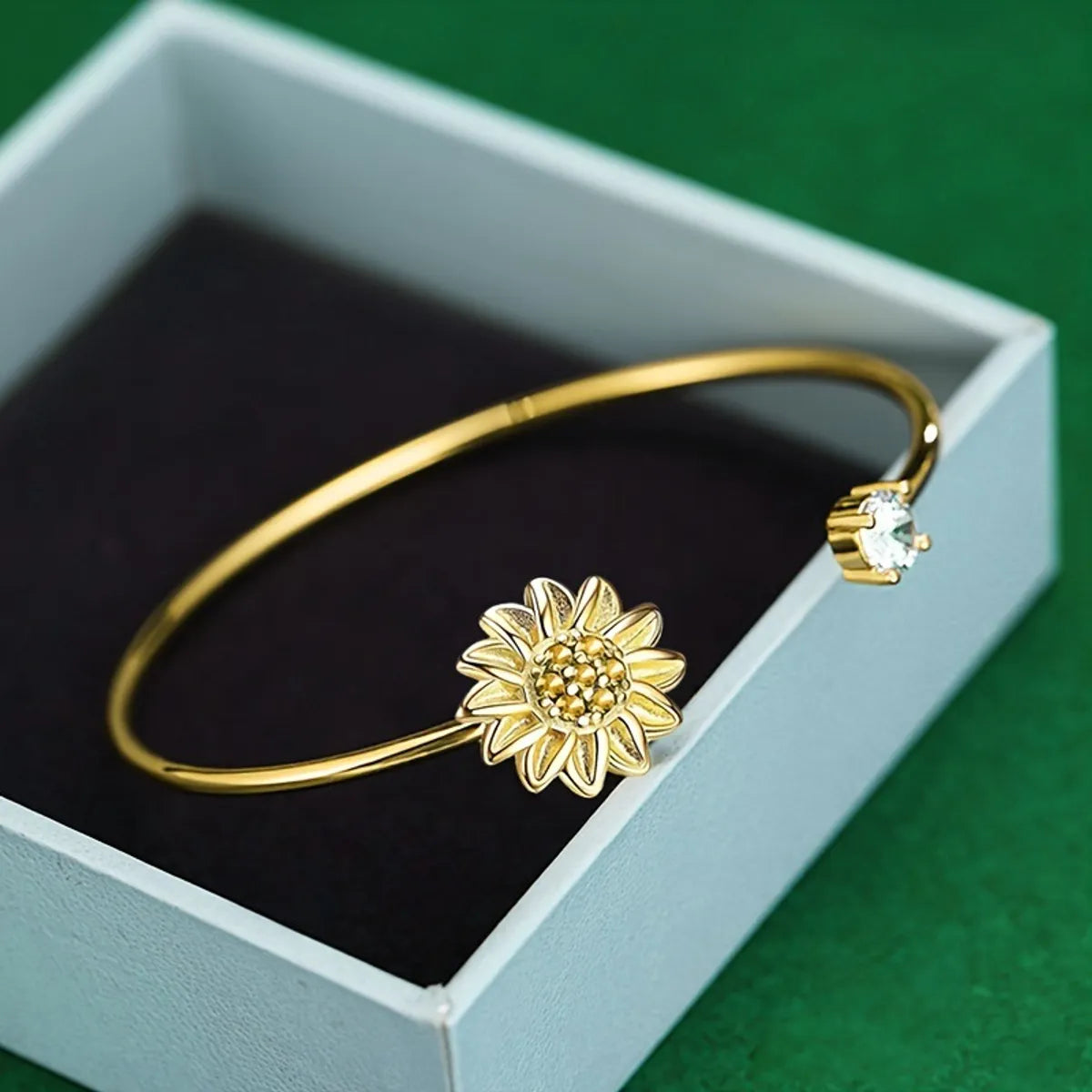 Affordable gold bangles for daily wear-Lady Pastoral Flower Alloy Wholesale Bangle