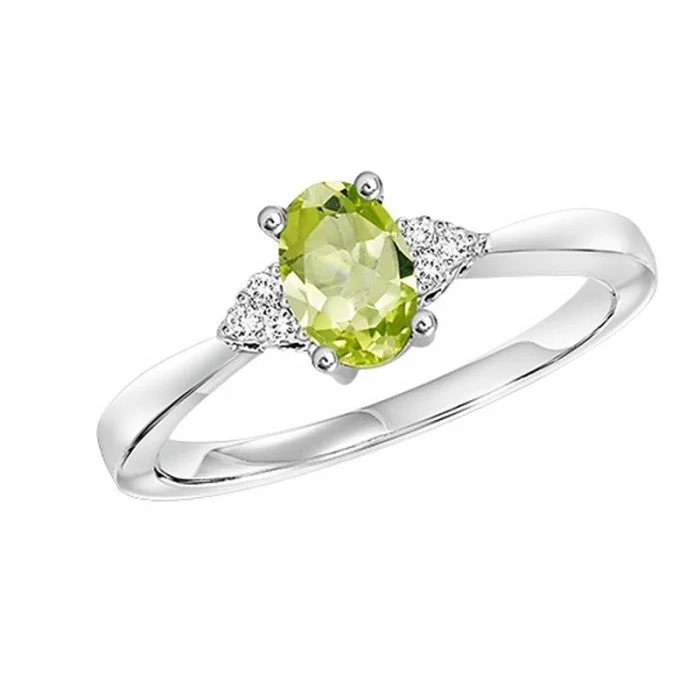 Timeless engagement rings with solitaire diamonds-Oval-Shaped Peridot Ring with Trios of Side Diamonds